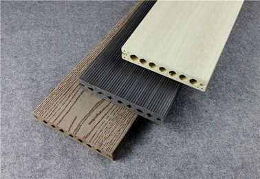 Telhas ocas da plataforma da co-extrusão DIY dos revestimento compostos plásticos de madeira