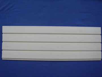 Plástico de madeira branco do painel do PVC Slatwall do ISO/o de madeira entalhou a placa da parede