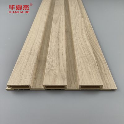 Bom preço Anti-gravagem Natureza Madeira Wpc Painel de parede Decoração exterior Painel Wpc laminado Placa flutuada on-line