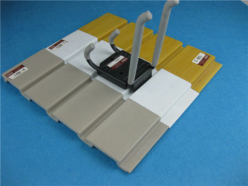 Bom preço Painéis de parede duráveis do armazenamento, exposições almofadando de parede da veneziana de WPC para o armazenamento on-line