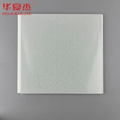 Bom preço Painel de parede de Pvc estampado a quente Placa de base cinza com padrão metálico prateado Painel de teto de Pvc para decoração de sala de estar on-line