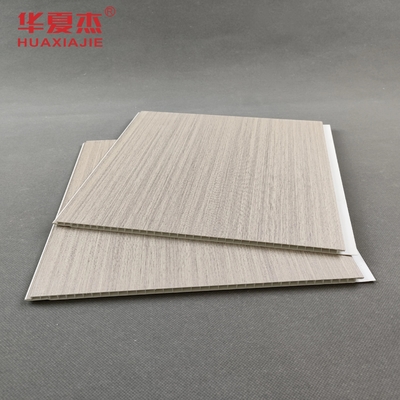 Cor de madeira plástica Heatproof dos painéis de teto do PVC da decoração interior