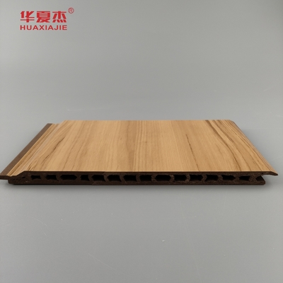 2024 New Design Sliver Luxury Pattern / Nature Woodgrain Wpc Panels para decoração de parede