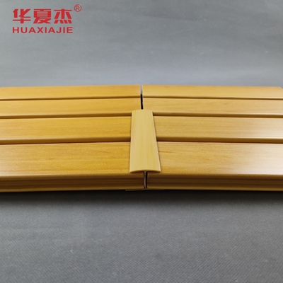 Moldes decorativos fortes do PVC dos painéis de parede do armazenamento do Pvc de Slatwall 4ft 8ft