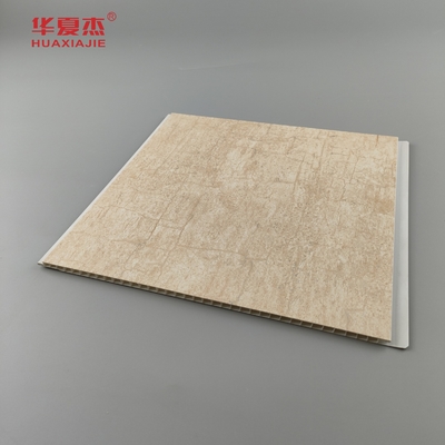 Preço do custo da fábrica estampagem a quente painel de parede de pvc wpc painel de teto de pvc padrão de bambu para decoração de interiores