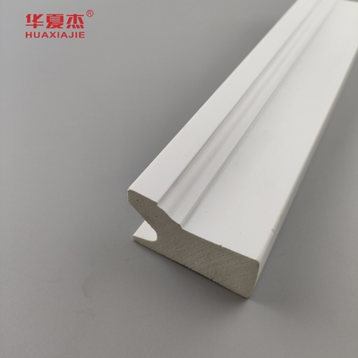Preço de fábrica Pvc Estufado branco Pvc Moagem de espuma e perfis Material de decoração de edifícios