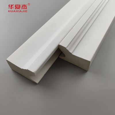 Preço de fábrica Pvc Estufado branco Pvc Moagem de espuma e perfis Material de decoração de edifícios