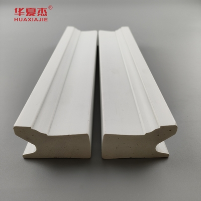 Preço de fábrica Pvc Estufado branco Pvc Moagem de espuma e perfis Material de decoração de edifícios