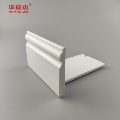 Moagem de base de pvc de alta qualidade superfície lisa branca 95x12mm