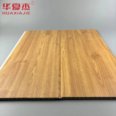Venda a retalho Natureza Cor de madeira Parede impermeável Painéis de PVC Material de decoração de edifícios