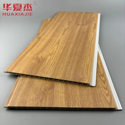 Venda a retalho Natureza Cor de madeira Parede impermeável Painéis de PVC Material de decoração de edifícios