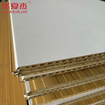 Painel de parede de wpc branco de alta qualidade 600x9mm painel de wpc laminado material de decoração impermeável