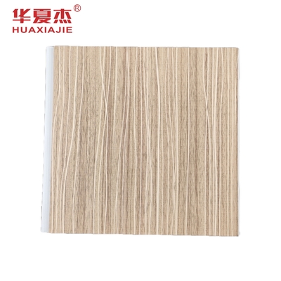 Painel de parede de PVC laminado de design moderno 250x5mm Painel de grãos de madeira de PVC para decoração de sala de estar