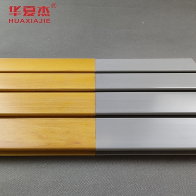 Painéis de PVC de 300 mm x 17 mm com comprimento personalizado e excelente resistência a impactos