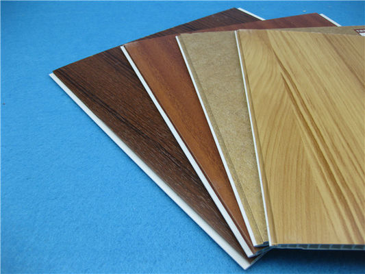 Qualidade Painéis de revestimento de parede de PVC com grão de madeira laminado à prova de umidade, econômicos e recicláveis Fábrica