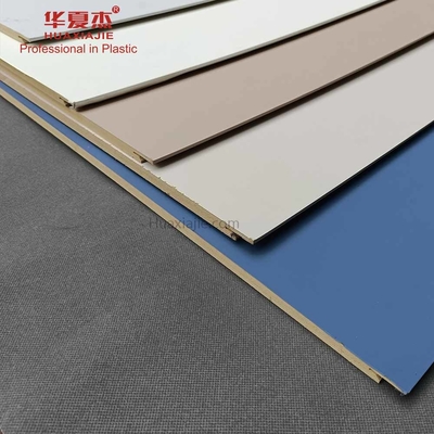 Bom preço revestimento do painel de parede de 600mm*9mm Wpc para a superfície plana decorativa on-line