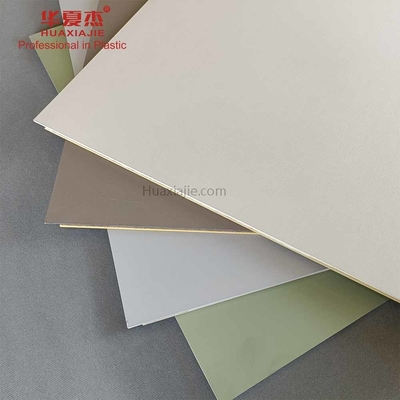 Bom preço Painel de parede antisséptico de Wpc para a decoração 2800*600*9mm on-line