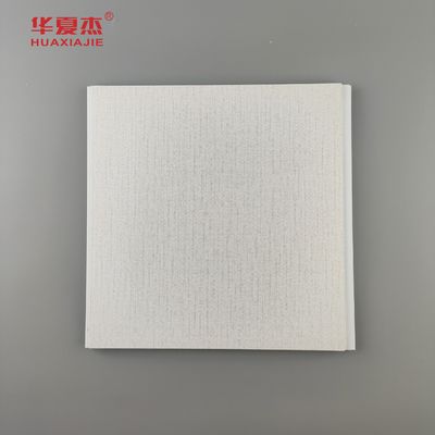 Bom preço Fabrica Vendas Interno PVC Painéis de parede Laminado textura áspera de linho Pvc Tecto à prova de umidade Material de construção on-line