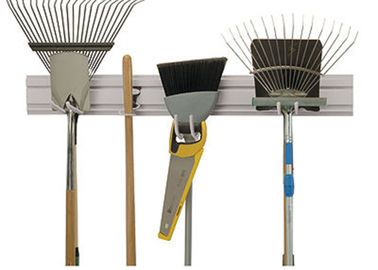 Bom preço Painéis de parede da garagem do Taupe do GV do CE/painéis de Slatwall para o material desportivo on-line