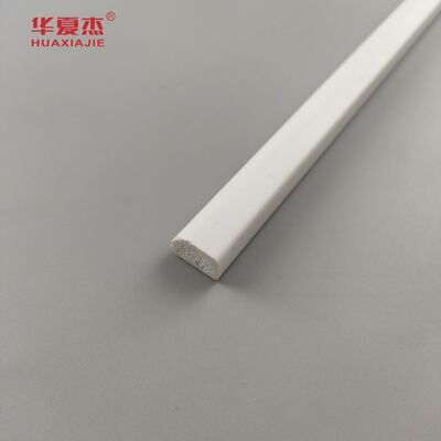 Bom preço Acabamento Liso Moldura de PVC Impermeável com Comprimento Personalizado para Aplicações Internas on-line