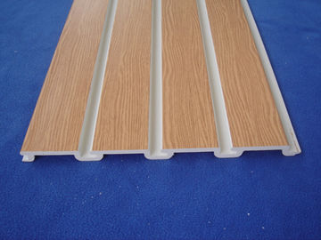 Bom preço Armazene os painéis de parede plásticos do Woodgrain dos painéis de parede da garagem do dispositivo elétrico/PVC, 4