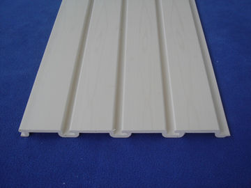 Bom preço Painéis de parede de madeira da grão do PVC decorativo dos painéis/loja de parede da garagem on-line