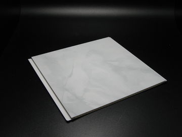 Bom preço Telha do teto do PVC do falso da impressão da extrusão/painéis plásticos decorativos on-line